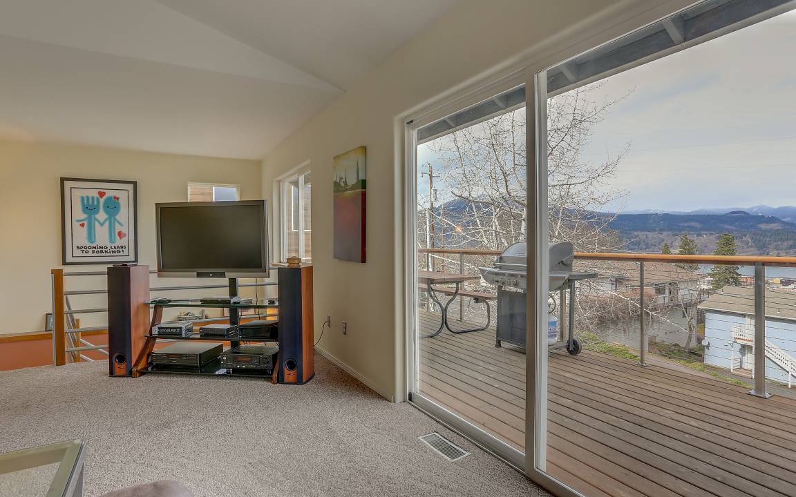 Hood River House | 135 m² House ∙ 3 bedrooms ∙ 6 guests