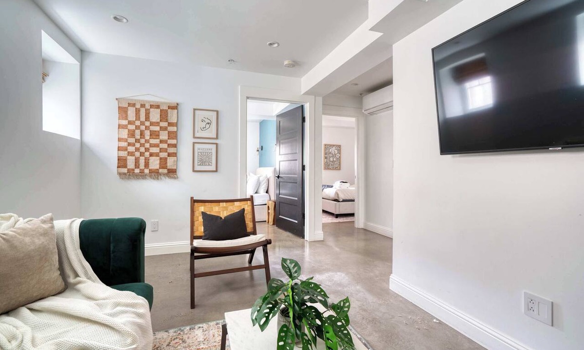 Nob Hill House | 1906 3BR Retreat NW 23rd Boutiques & Eats