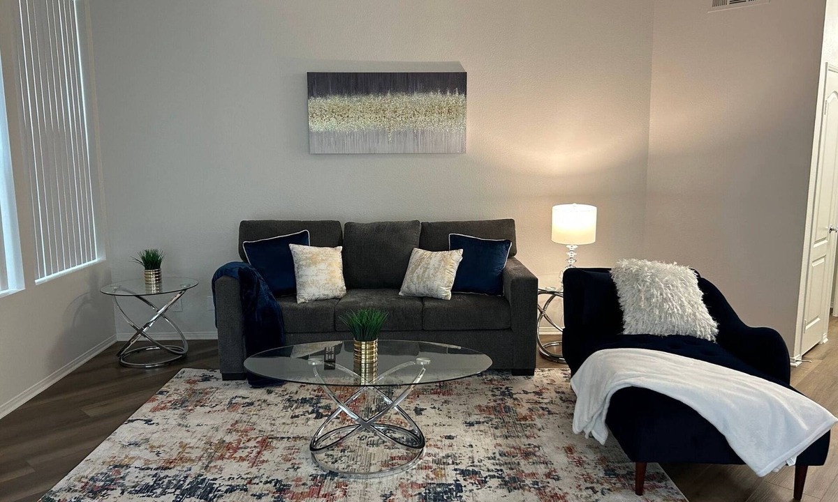 Mar Vista Apartment | 2 bedroom apartment Marina Del Rey, near Venice beach!