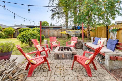 Puyallup House | 2 Mi to Fairgrounds & Dtwn Puyallup! Family Escape