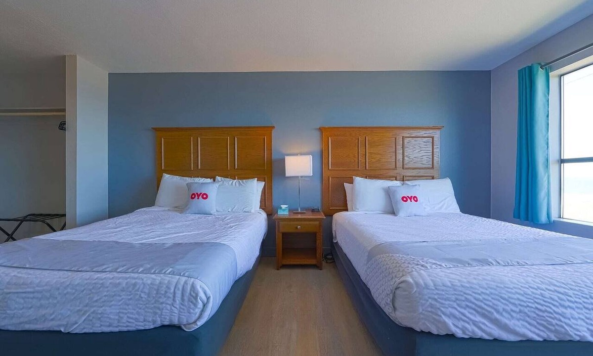 Newport Apartment | 2 Queen Bed | Newport OR