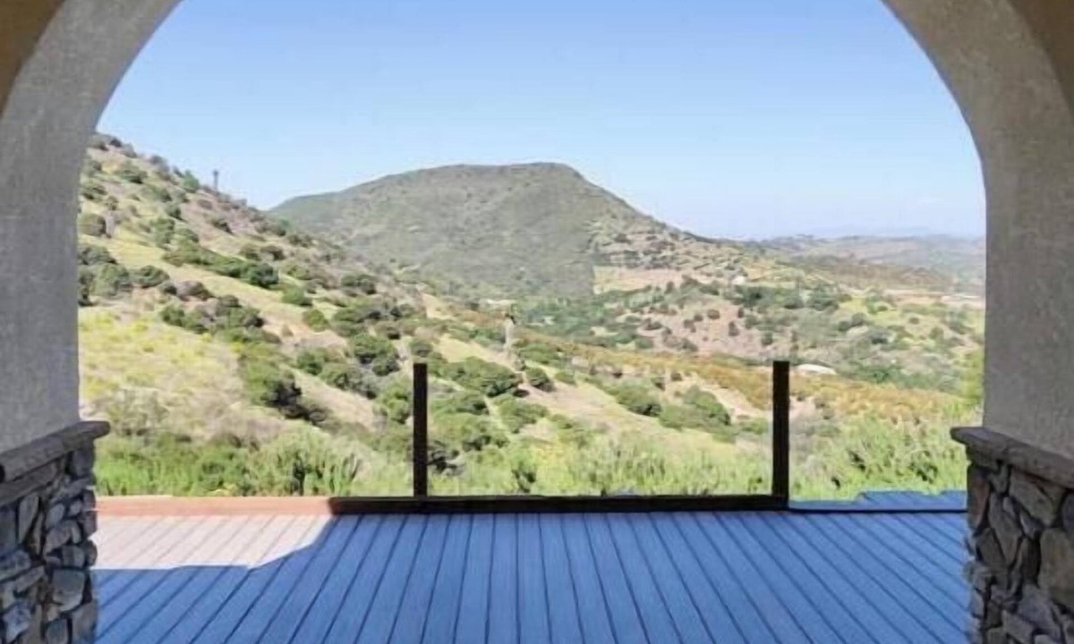 Temecula House | 2Bedroom 2bath in-law unit with kitchen and washer