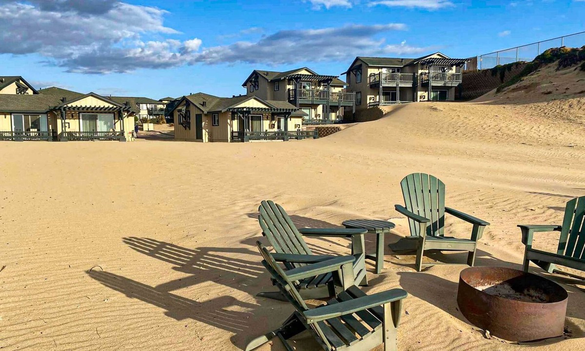 Marina Condo | 2x 2BR in Beach Resort with Pool, Hot Tub, Firepit