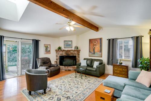 Chico House | ~ 3 Mi to Dtwn & Chico State: NorCal Escape!