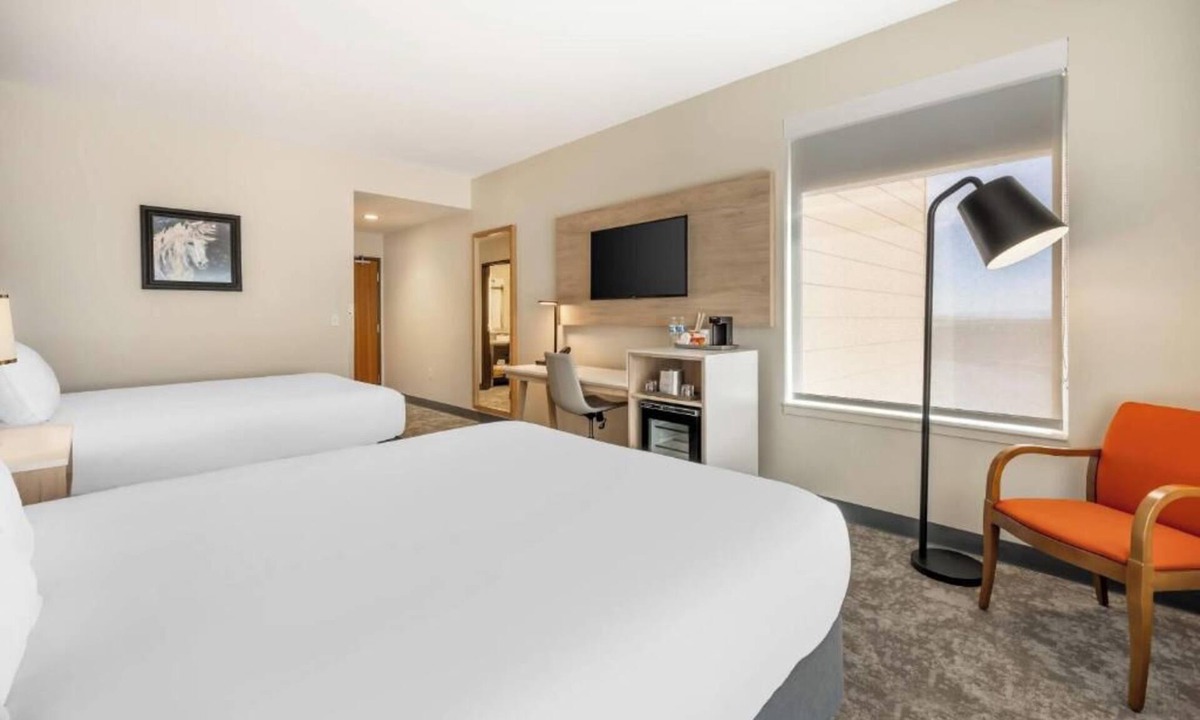 Pendleton Hotel | 3 Units | Pet-Friendly & Includes Free Parking | 7 Mins to Round-Up Arena