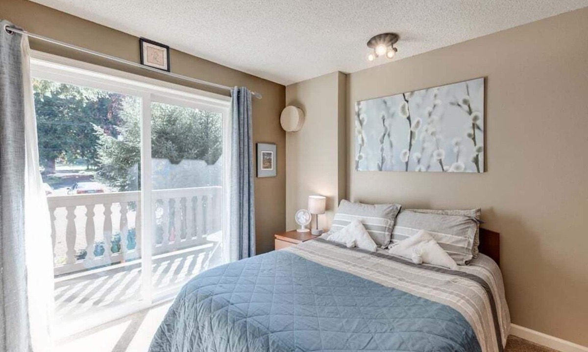 Glacier Condo | 37SLL - Economical - Convenient - Kitchenette - Sleeps 2 by RedAwning