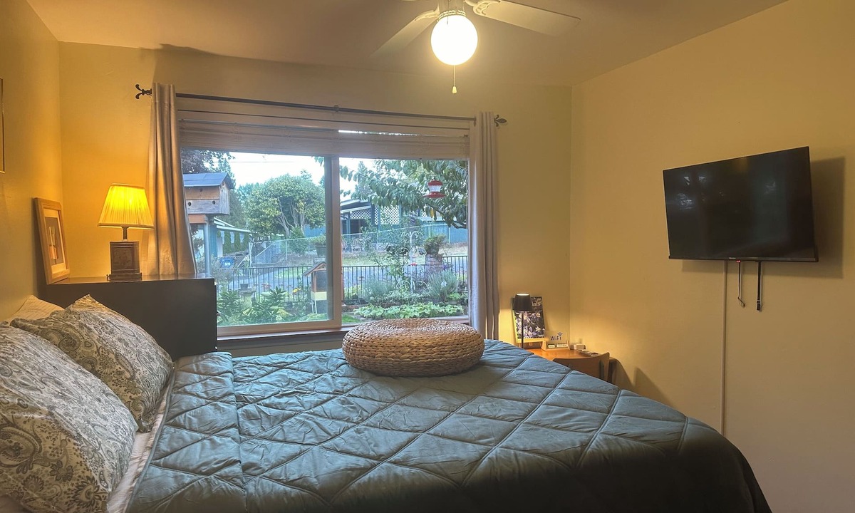Des Moines Apartment | 3Bedrooms-5PAX-Seattle Kinghorn Garden Stay MinutesFromAirport@Des Moines,WA.