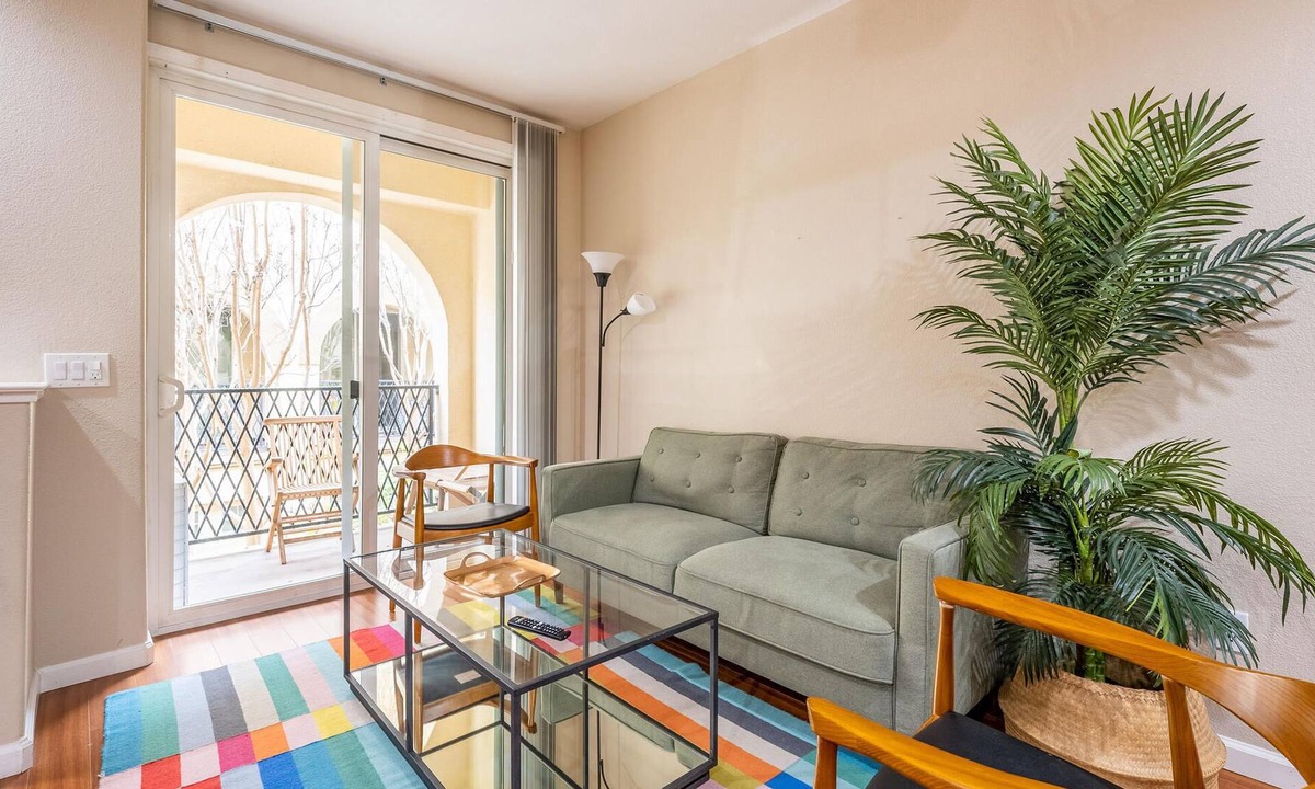 Milpitas Apartment | 3BR Condominium in Milpitas