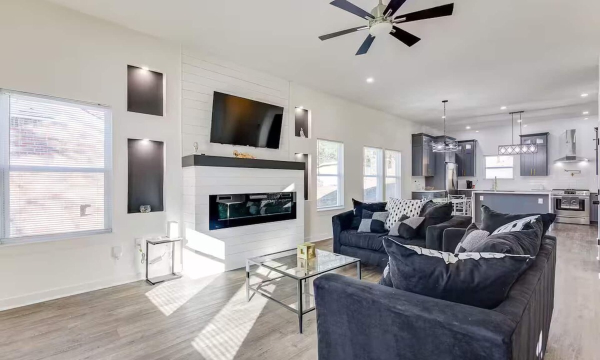 Atlanta House | 4 bed New Construction Home near airport/downtown