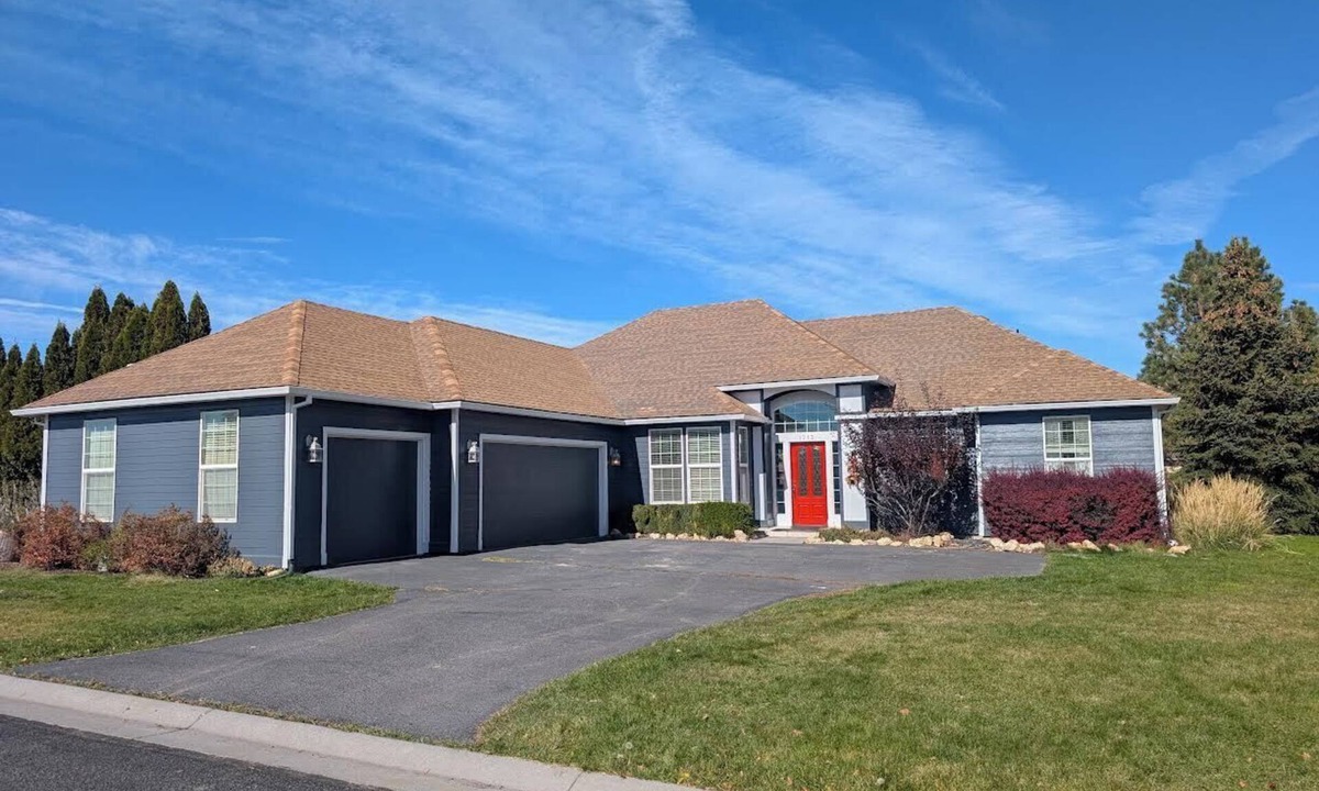 Altamont House | 4-bedroom house near OIT and Sky Lakes Medical Center