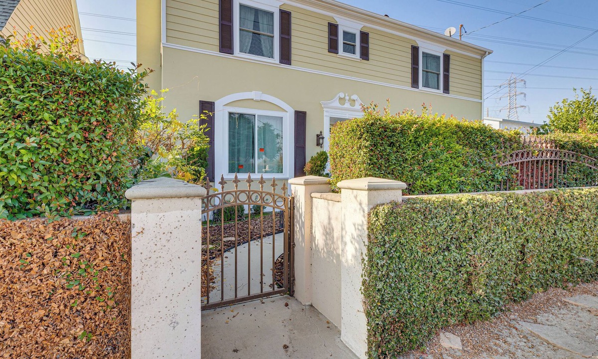 East San Gabriel House | 6 Mi to Dtwn Pasadena: Home w/Patio & Yard!