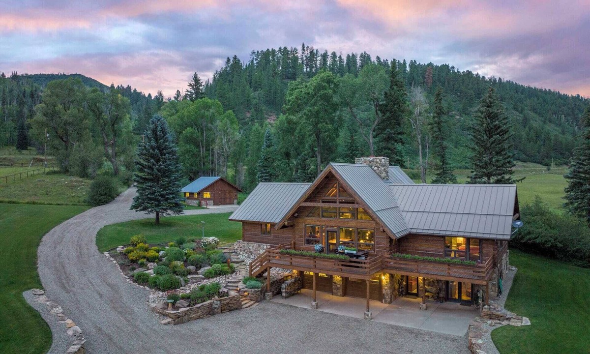 Dolores House | 64 Acre ranch on the Dolores River bordered by the San Juan National Forest