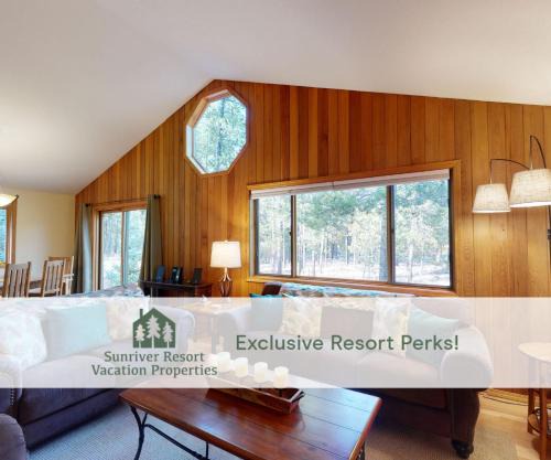 Deer Park House | 7 WitchHazel Lane