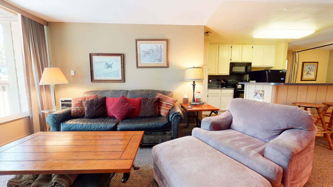 Mammoth Lakes Condo | 93 m² Condo ∙ 2 bedrooms ∙ 6 guests