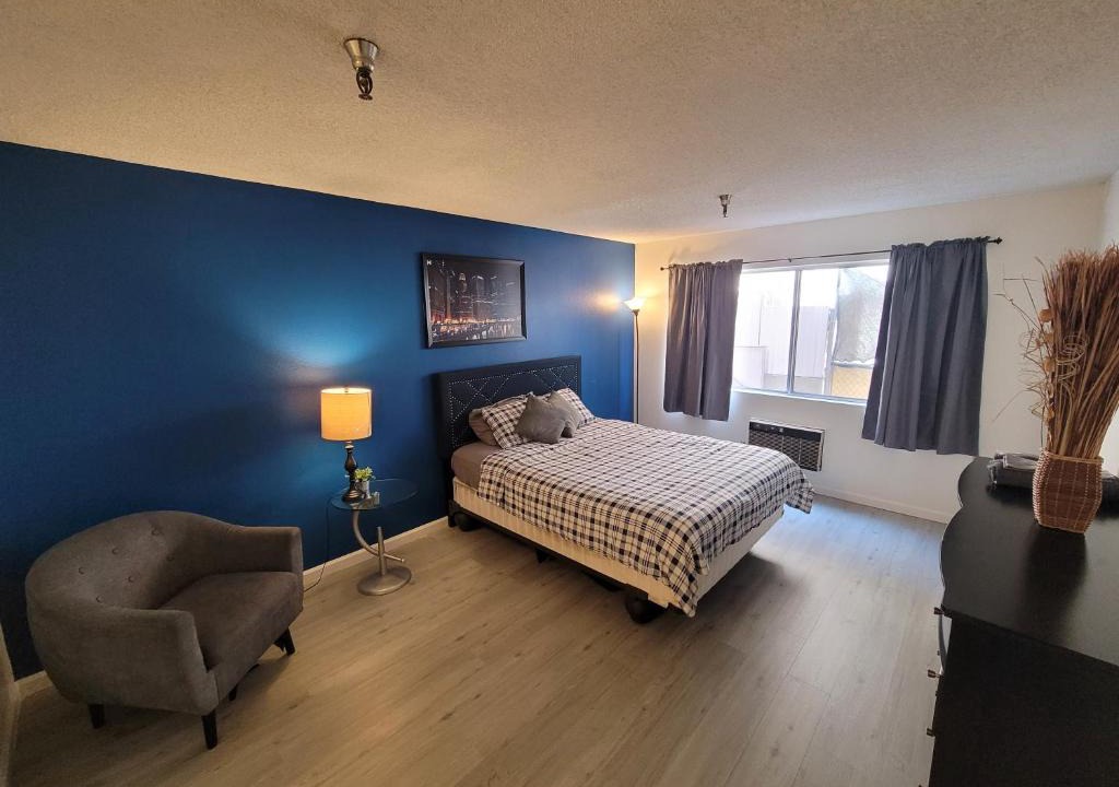 Pico - Robertson Hotel | (A13) Cozy 1 Bedroom Studio with Private Bath