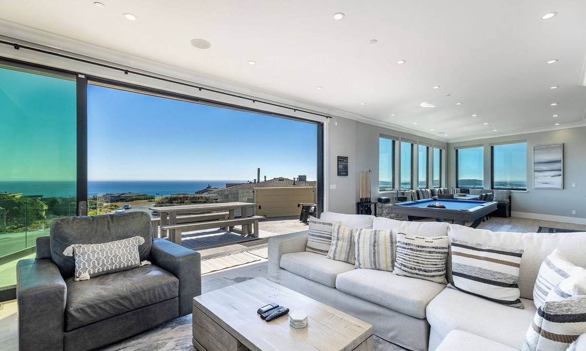 Bodega Bay House | Above Par: Spa, Coastal Views, Pool table, Walking Distance To Beach