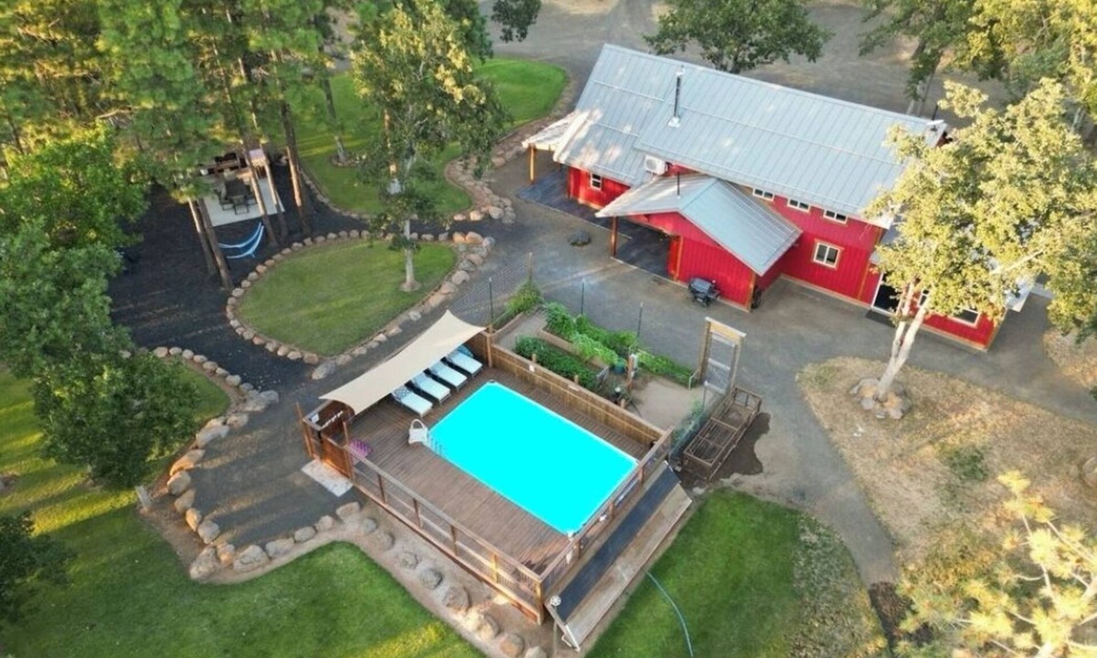 Goldendale House | Abundant Activities for Adventurous People