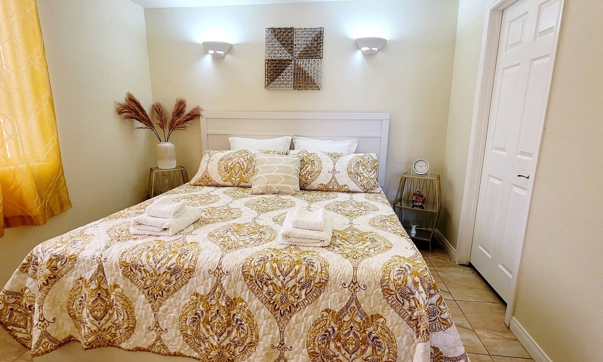 Wyeth Ranch House | Adorable Private house 1 bedroom - FREE parking on premises