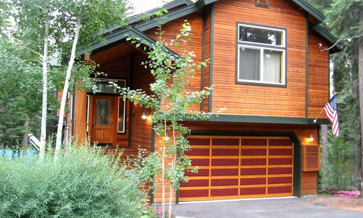 Tahoma House | Affordable Luxury-Fastest Wifi Available-Winter Fun with Sled Run