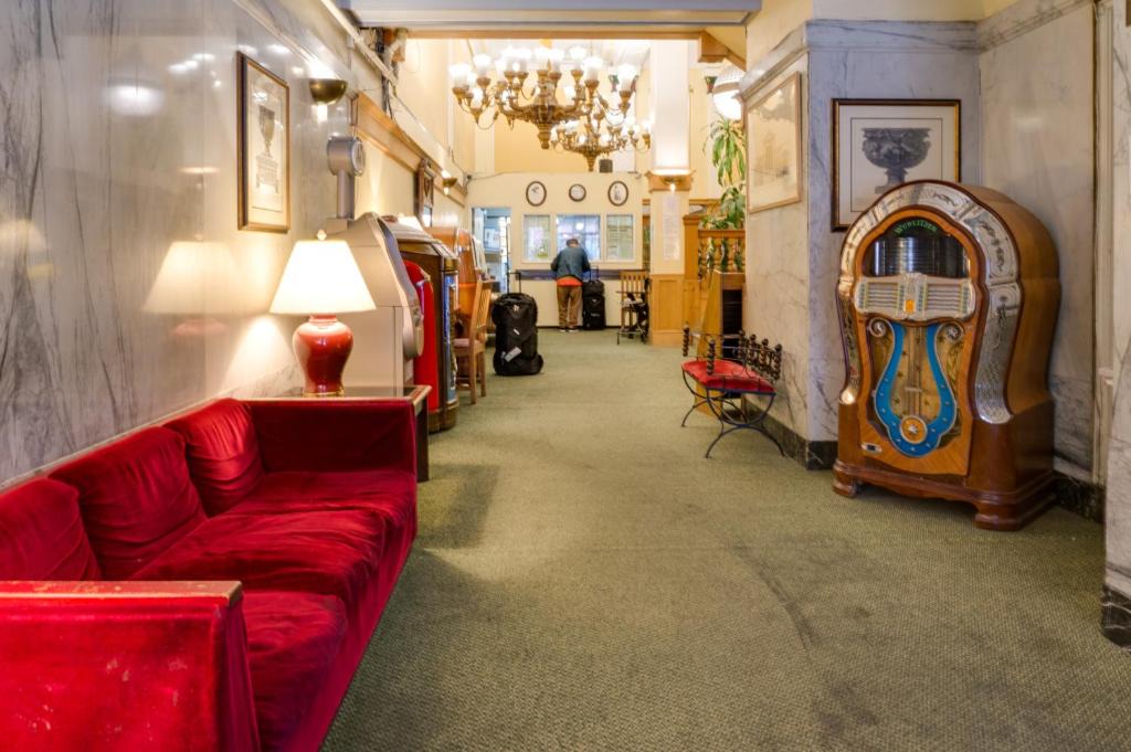 Mid-Market Hotel | Aida Plaza Hotel