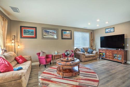 Sparks House | Air Racing Decor, Hot Tub: Sparks Home!