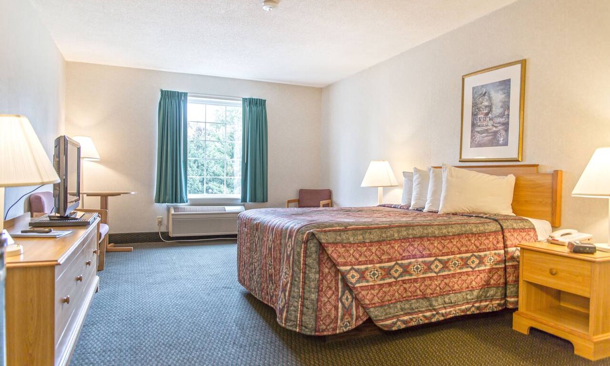 Bad Axe Hotel | Ameriway Inn and Suites