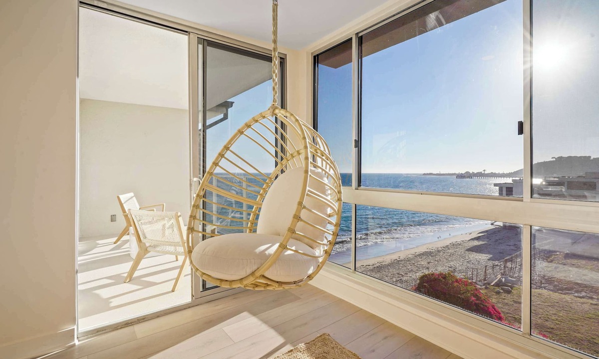 Eastern Malibu Apartment | Aquamarine by Stay Awhile Villas