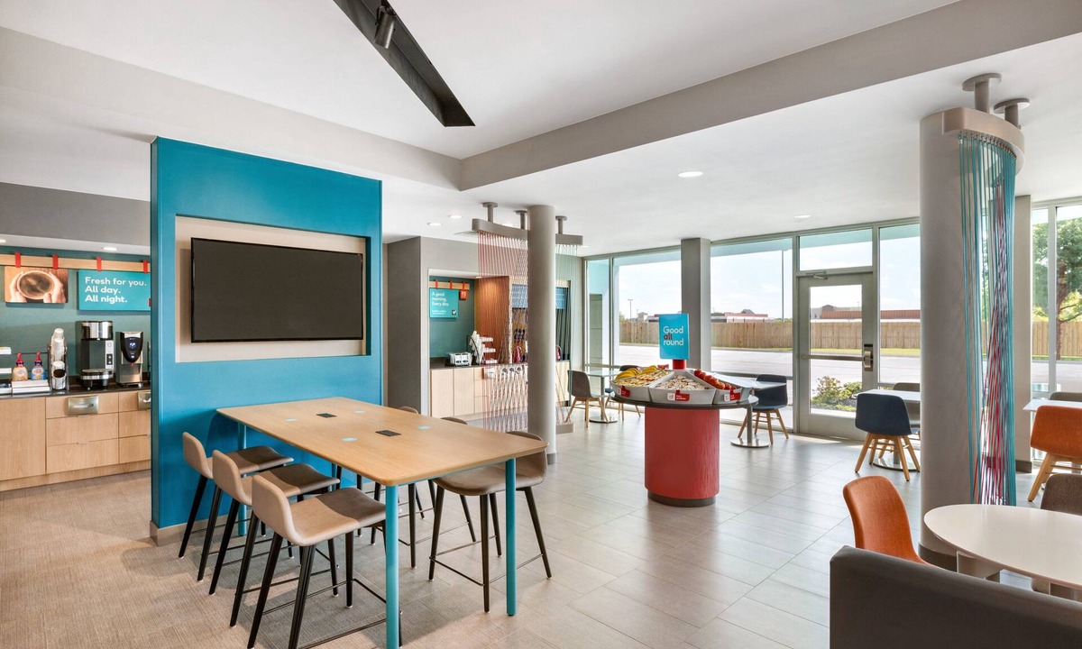 Victorville Hotel | avid hotel Victorville Hesperia by IHG