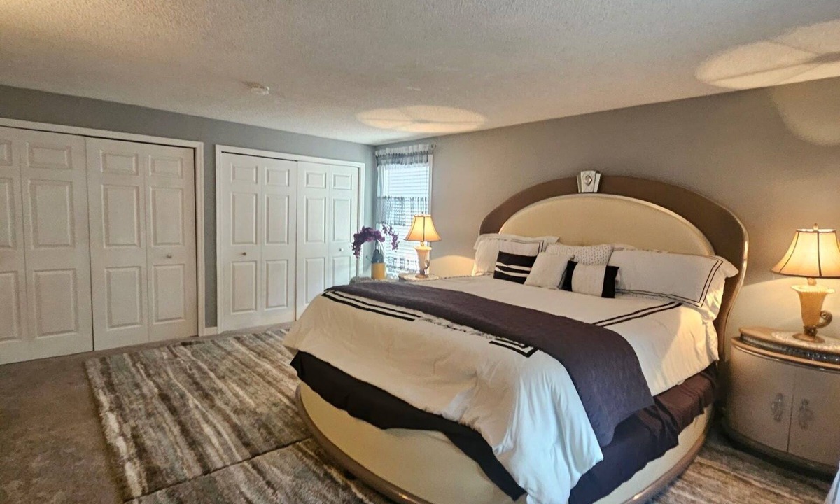 Kent Condo | Beautiful stylish vacation, Dream home