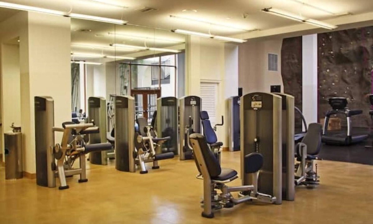 Westwood Apartment | Beautiful Two Bed Two Bath Apartment G30