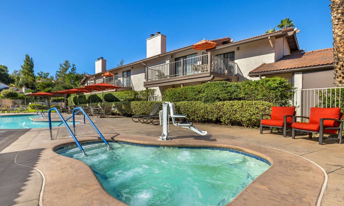 San Diego Country Estates Apartment | Best Place to Unwind! Kitchen, Pool, Golf, Short Drive to Lenora Winery