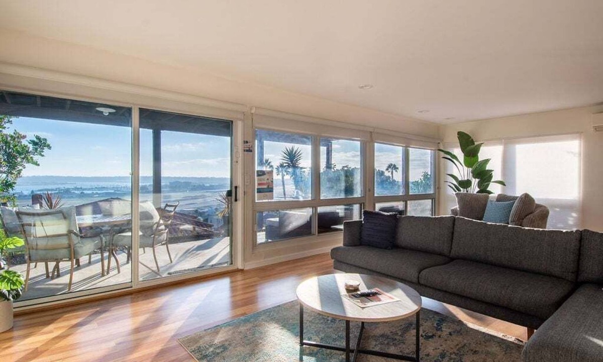 Middletown House | ♥ Best Value in SD! $1M Views; Great Location; Award Winner ♥