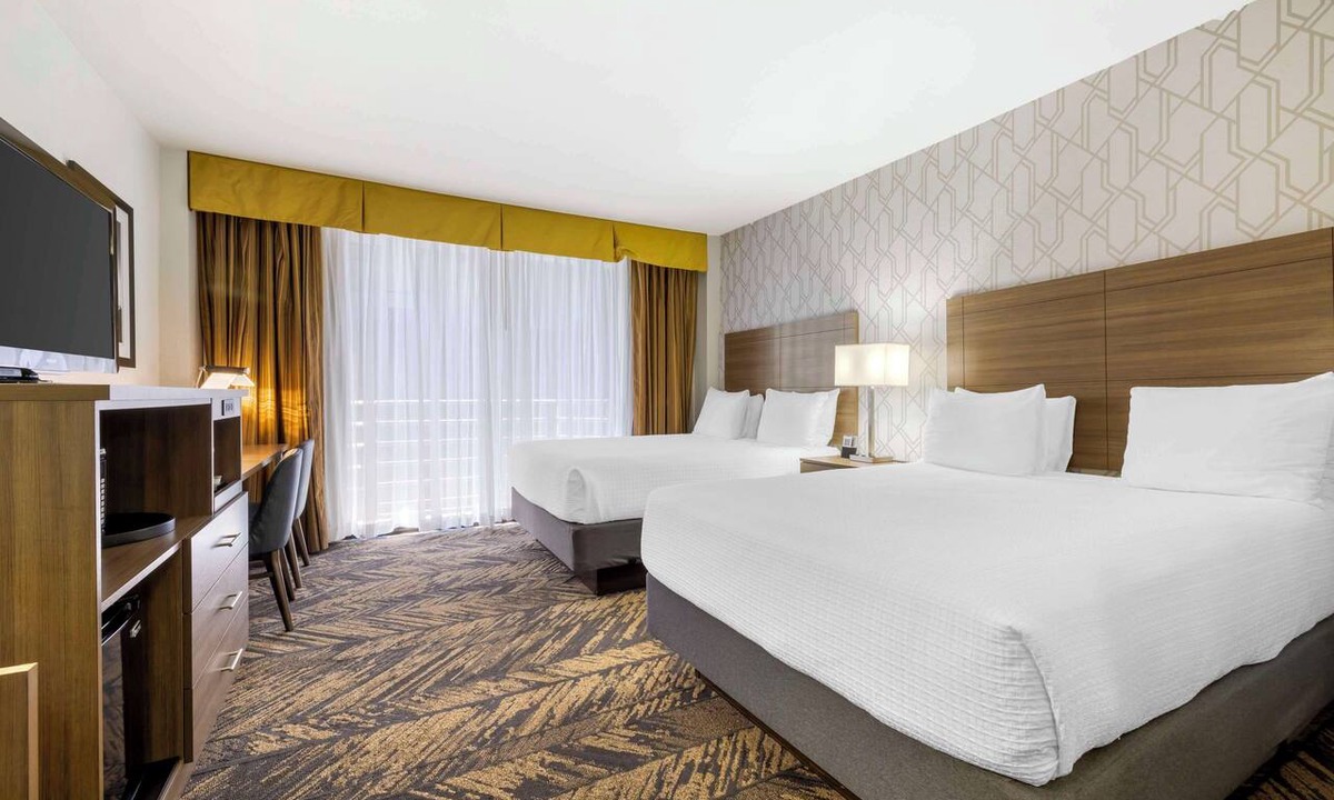 Downtown San Diego Hotel | Best Western Plus Bayside Inn