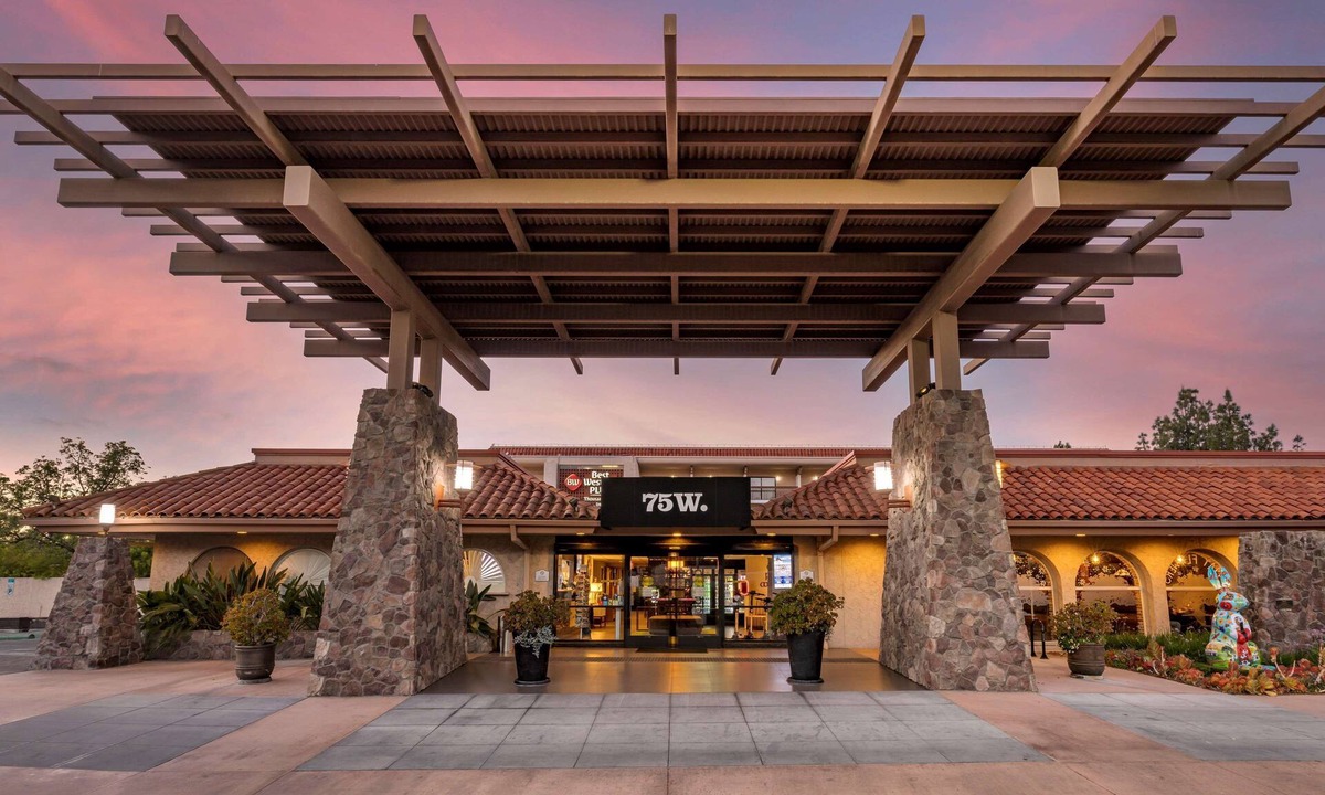 Thousand Oaks Hotel | Best Western Plus Thousand Oaks Inn