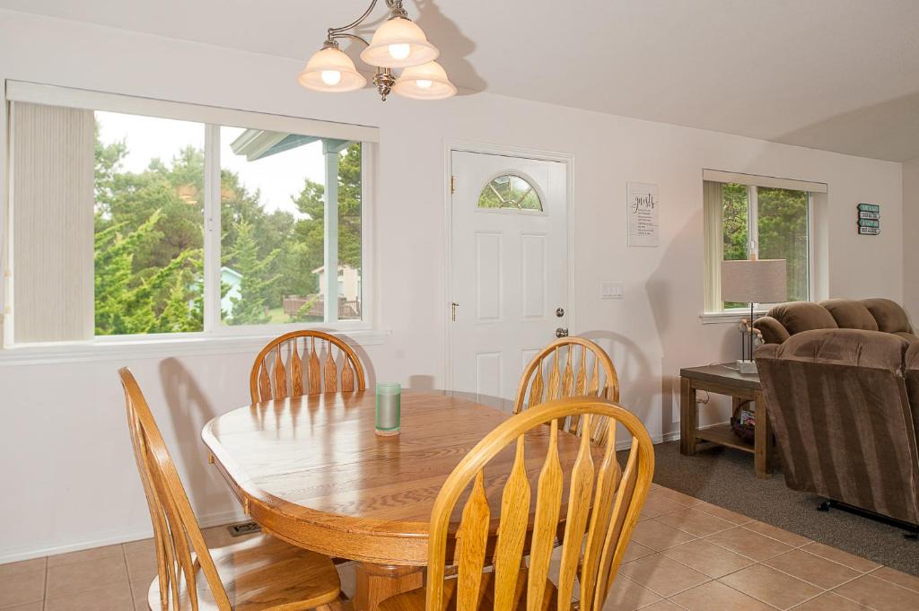 Beverly Beach House | Beverly Beach Seaclusion