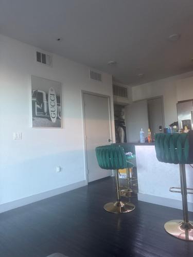 Scotch Eighty House | Big house las vegas near strip and fremont