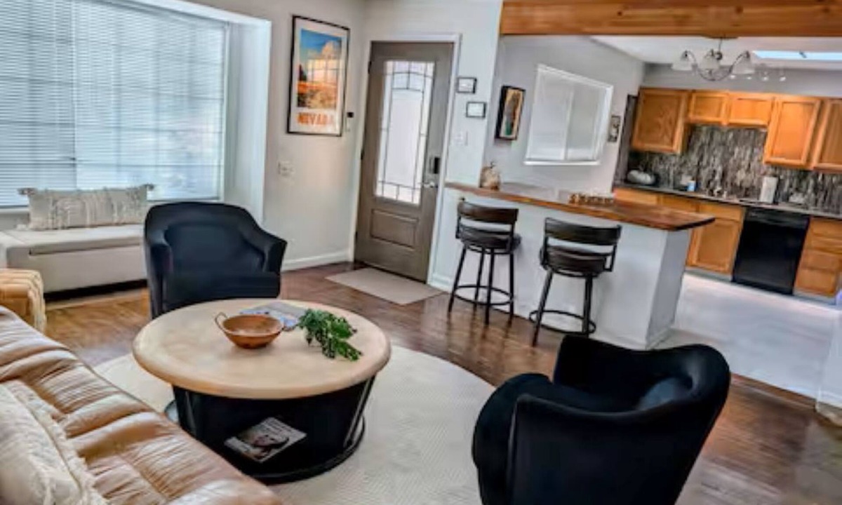 West University House | Blocks 2 MidtownCasinosUNR -24mi USA Pkwy/Google