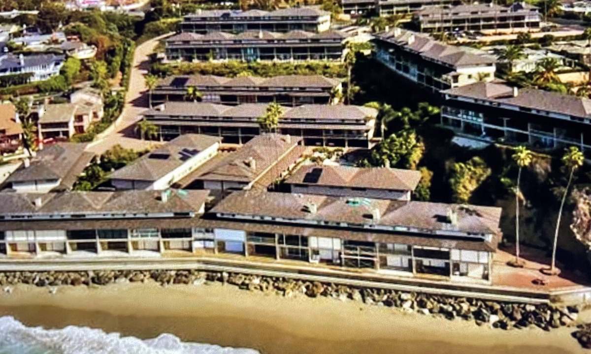 Blue Lagoon Condo | Blue Lagoon #33 Private Gated Community Discount for Early Booking 2025-2026
