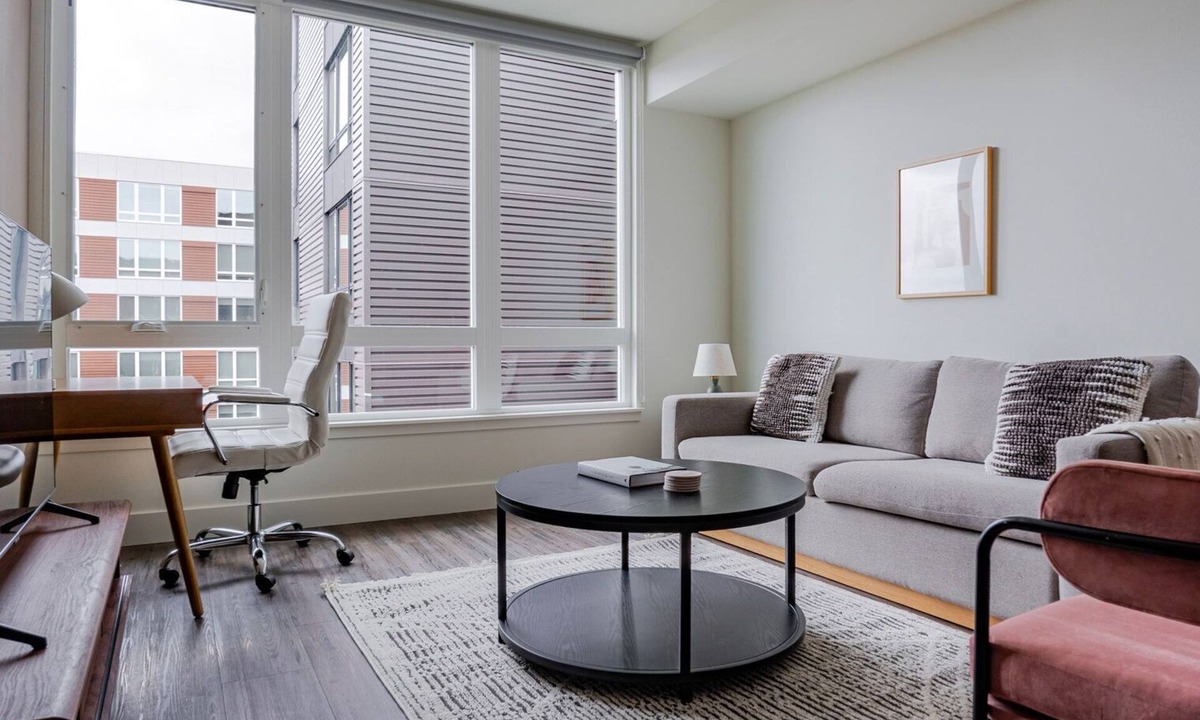 Lynnwood Apartment | Blueground | Lynnwood, pets allowed, nr Lynndale Park