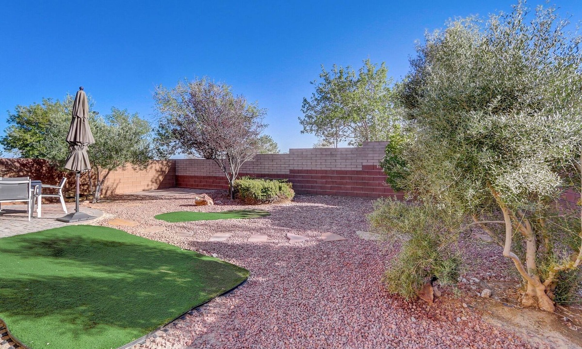 Providence Villa | BMountain 4bd/2.5 b BBQ grill Pet Massage Chair
