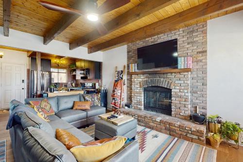 Arrowbear Lake House | Boat, Hike, Fish! Summer Cabin Near Lake Arrowhead