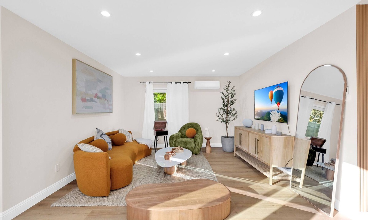 South San Gabriel House | Brandnew NearDTLA Clean Stylish 3 Beds freeparking