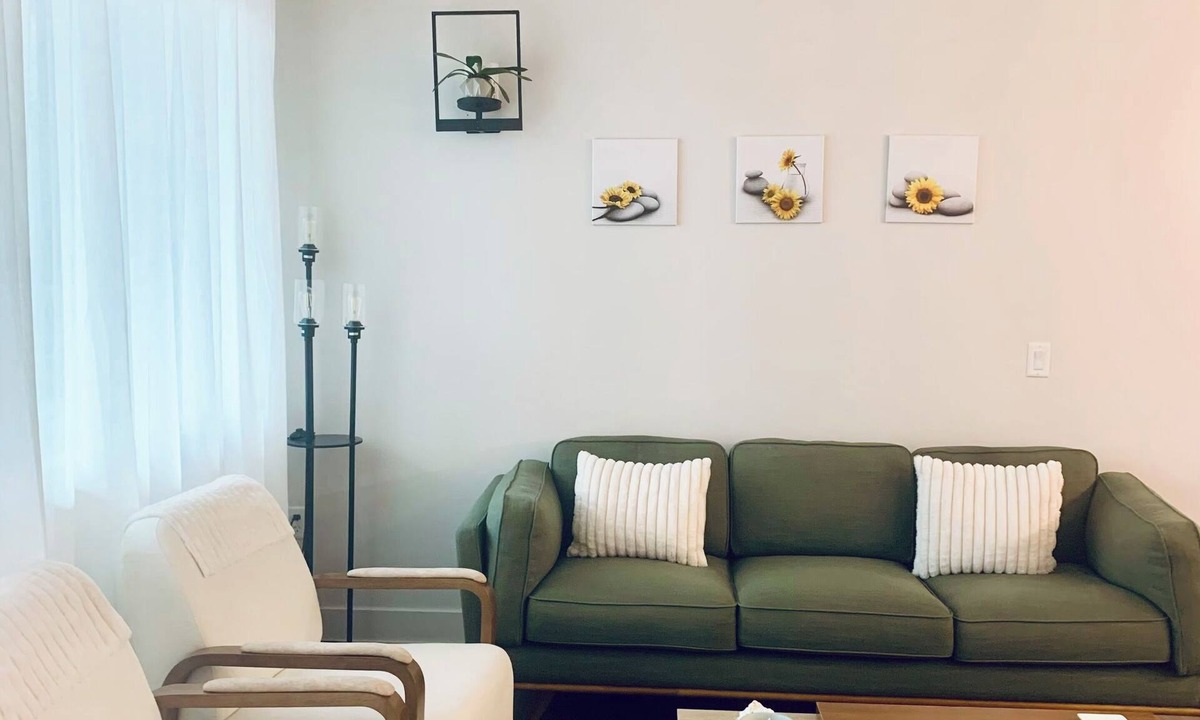 Encanto Apartment | Bright 2-bed 2 bath apartment in Midtown Phoenix.
