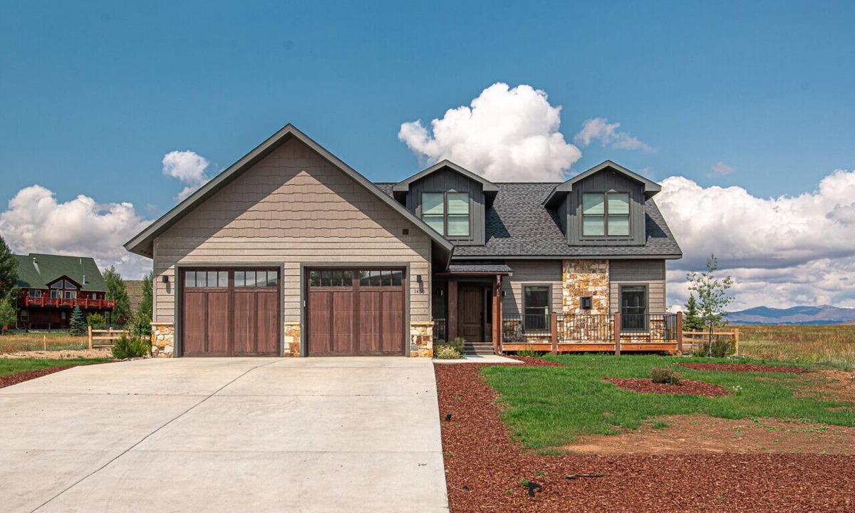 Grand Elk Ranch House | Buffalo Run- Luxury home, dog OK, HOT TUB, near RMNP