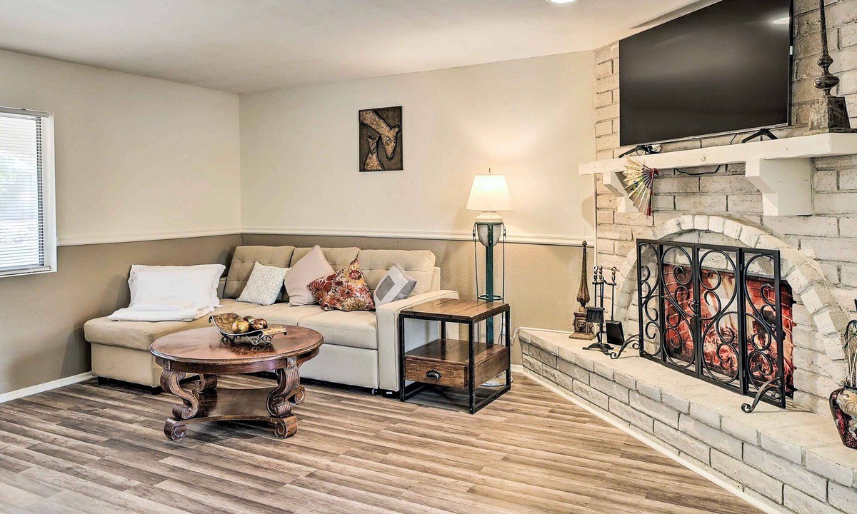 Holiday Shores House | Bullhead City Home - Near Colorado River!