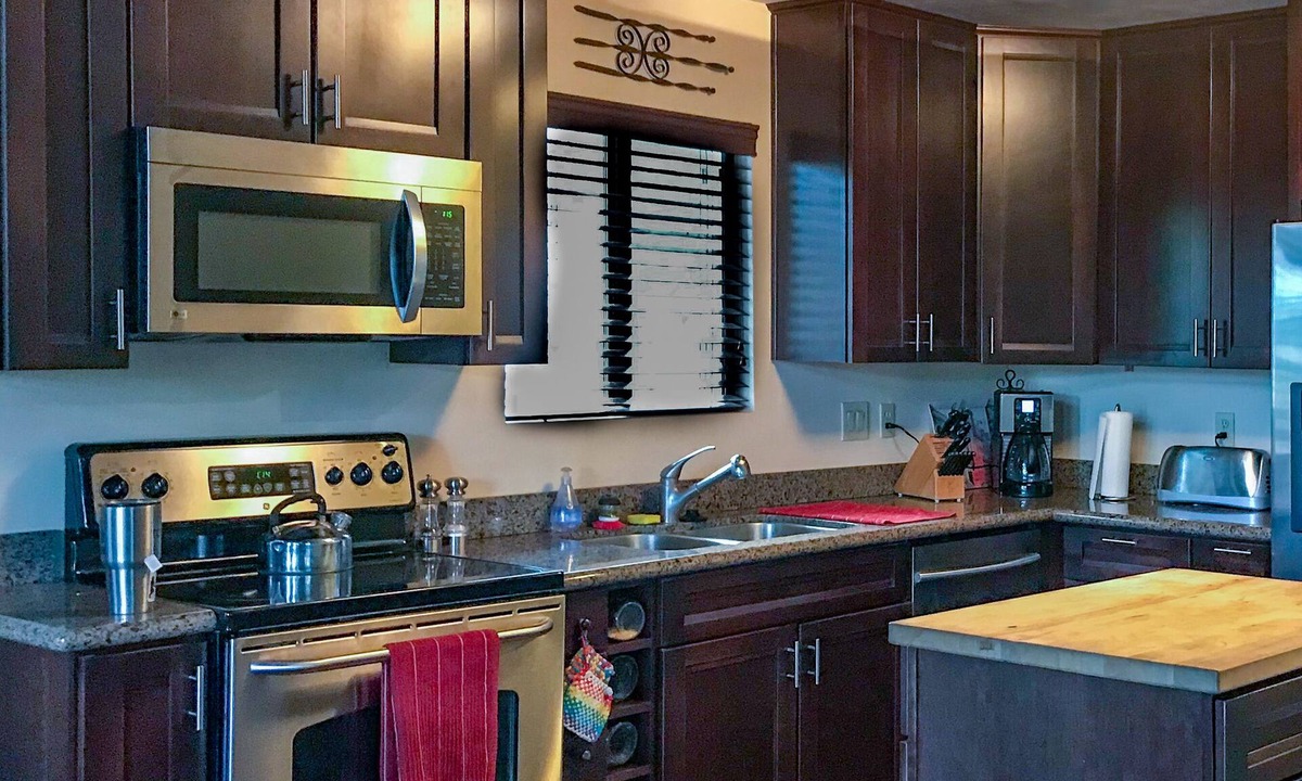 Kachina Village House | Canyon Vista Chalet - Cherished Mountain Hideaway