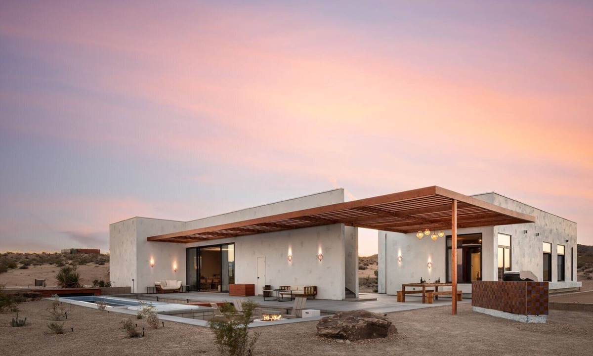 Joshua Tree House | Casa Azzurra by Fieldtrip - Architectural Retreat w/Pool, Spa, & Pickleball