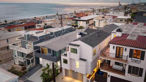 The Strand House | Casa Del Mar by AvantStay