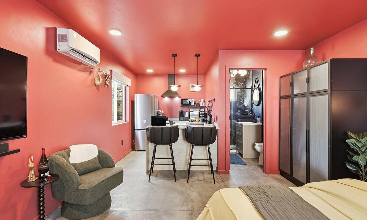 Mt. Hood - Columbia River Gorge Apartment | Casa Flamingo - Basecamp for Gorge Adventures