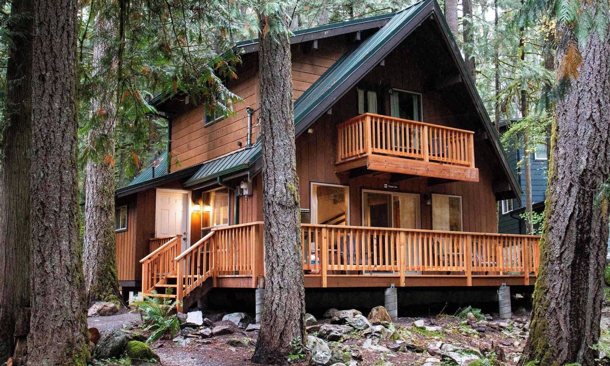 Warnick Cabin | Cedar Sauna + EV Charger | ~30 mins to Mt Baker